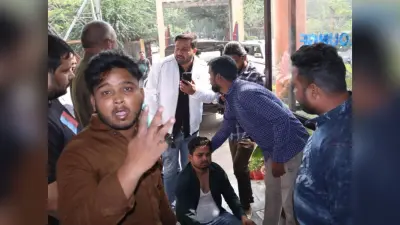 DHANBAD NEWS : पुराने विवाद में युवक का अपहरण कर पिटाई, थाना में हंगामा