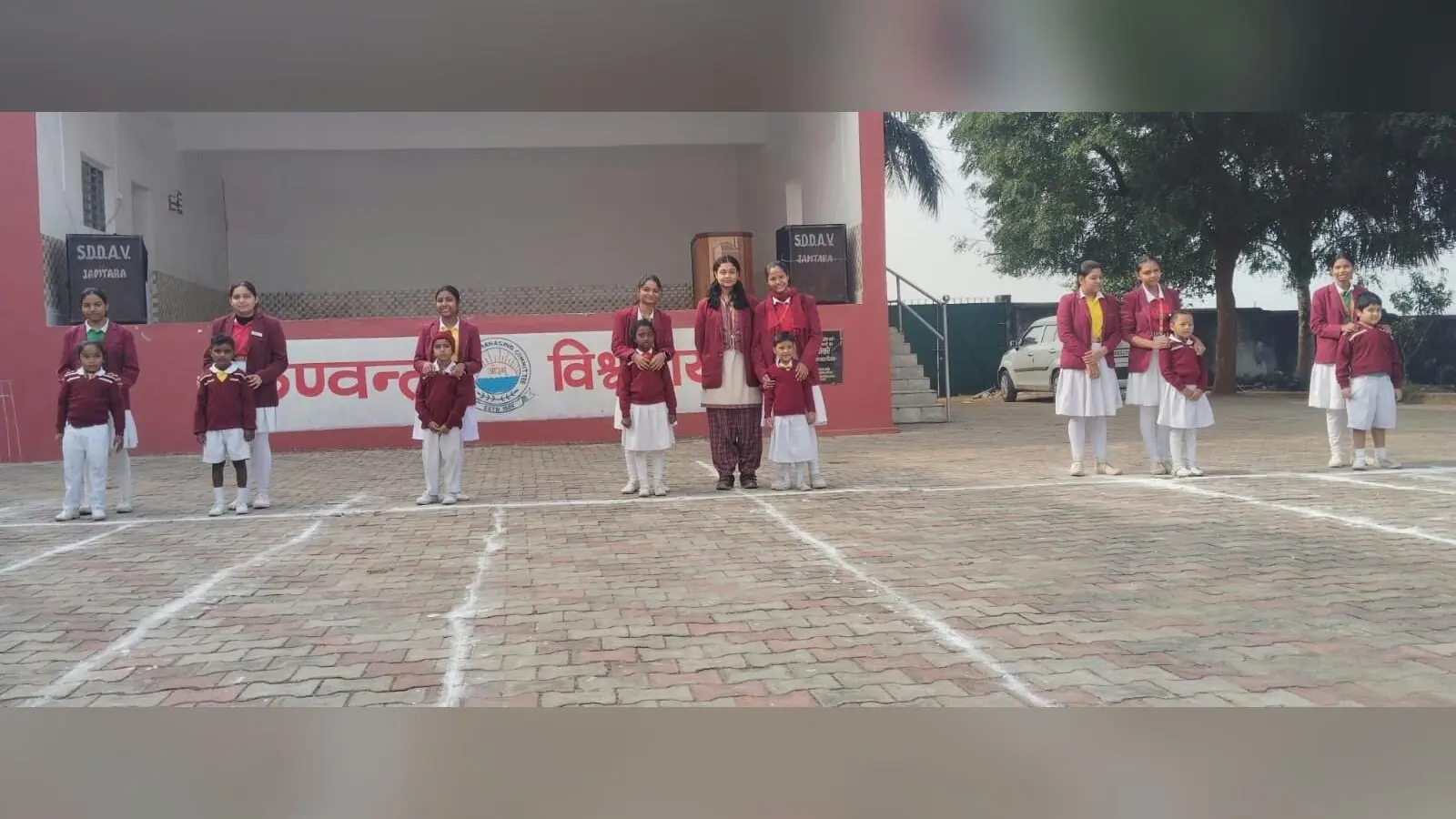 दौड़ प्रतियोगिता में एलकेजी के जयेश, सार्थक व सान्वी ने मारी बाजी