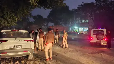 पुलिस ने चलाया सघन वाहन जांच अभियान