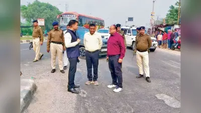 डीएम ने मुंगेर गंगा ब्रिज व उसके पास स्थित हीरा टोल जीरोमाइल का किया निरीक्षण