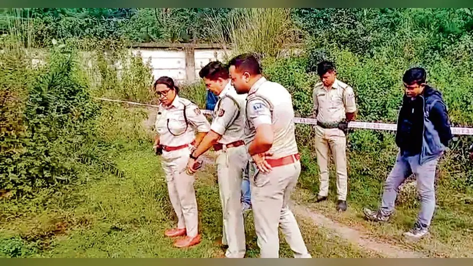धर्मपुर कयूमनगर में मिला युवक का लहूलुहान शव