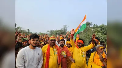 राजबांध गांव में भागवत कथा को लेकर निकाली गयी कलश शोभा यात्रा