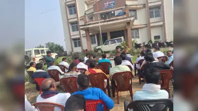 शांतिपूर्ण तरीके से प्रचार करें पैक्स उम्मीदवार