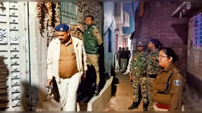 Gaya News : पुरानी गोदाम में हुई चोरी मामले में रात भर छापेमारी करती रहीं सिटी एसपी