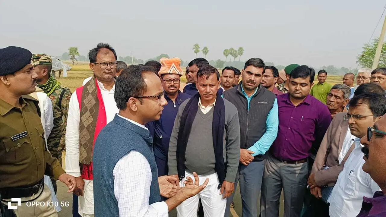 मजदूरों का पलायन रोकने के लिए हर संभव किया जायेगा प्रयास : डीएम