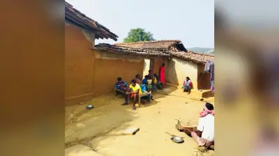 Giridih News: बुनियादी सुविधाओं से वंचित है आदिवासी बहुल गांव कठगोलवा