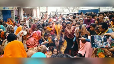 महिसारी के ऑटो संचालक की हत्या, आक्रोशित लोगों ने किया सड़क जाम