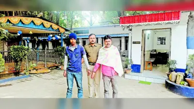 पुलिस ने पकड़ा अवैध लोहे से लदा वाहन, दो आरोपी गिरफ्तार