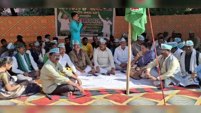 आरक्षण के सवाल पर राजद ने दिया धरना, केंद्र व राज्य सरकार के खिलाफ भरी हुंकार