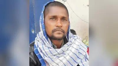 ठिठुरते हुए सर्द रातें बिताने पर मजबूर हैं एसएनसीयू में भर्ती नवजातों के परिजन