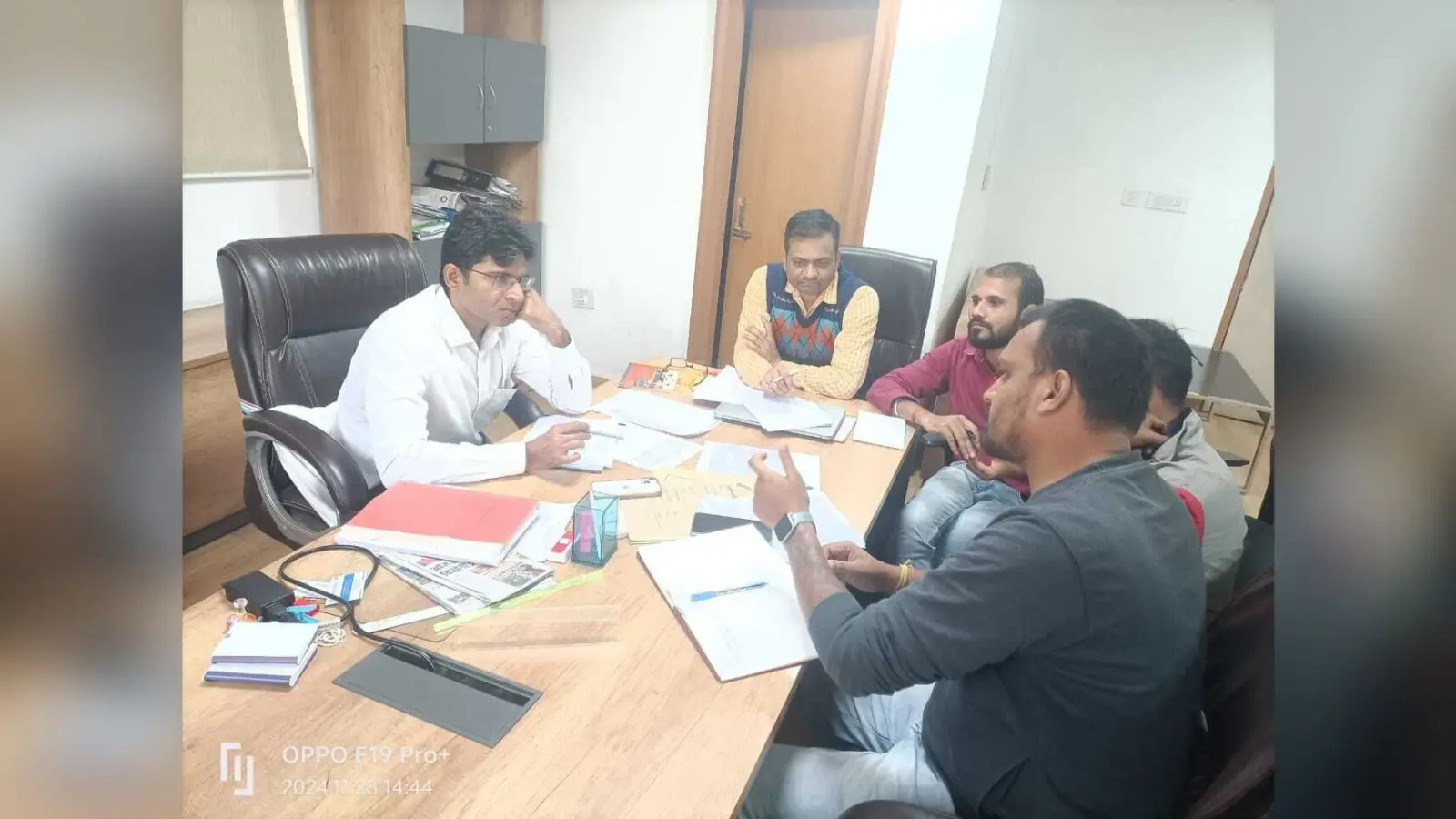 deoghar news:10 हजार से अधिक के होल्डिंग टैक्स बकायेदारों को भेजी जायेगी नोटिस