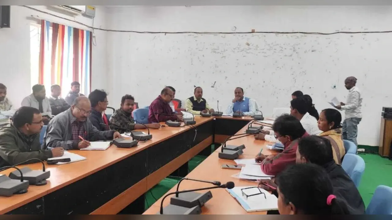 अबुआ आवास के योग्य लाभुकों से तीन दिनों में प्राप्त करें कागजात : बीडीओ