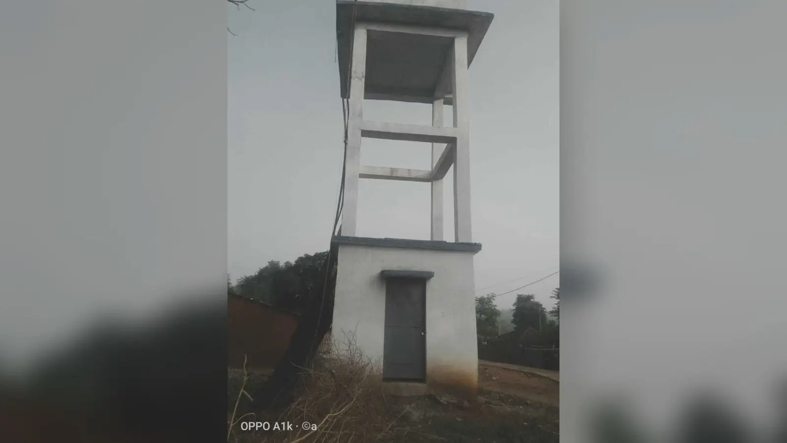 पहाड़ के आदिवासियों को पानी पिलाने की योजनाओं में ही छेद