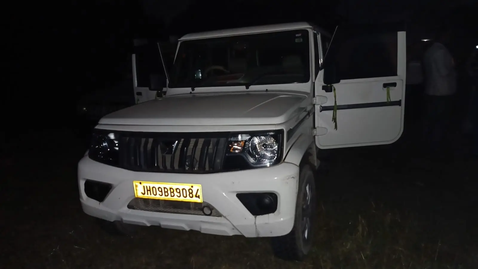 BOKARO NEWS : फुसरो से लूटी गयी बोलेरो माराफारी से बरामद, अपराधी फरार