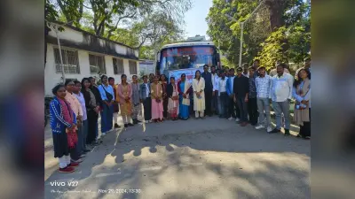राज्य स्तरीय युवा उत्सव के लिए कलाकारों की टीम लखीसराय रवाना