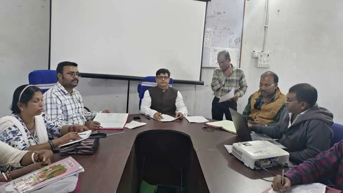 नये शेड्यूल के मुताबिक एएनएम सुनिश्चित करें टीकाकरण कार्य : डीएस
