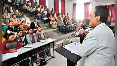 RU News : अनुसंधान नवाचार और प्रगति की रीढ़ है: कुलपति