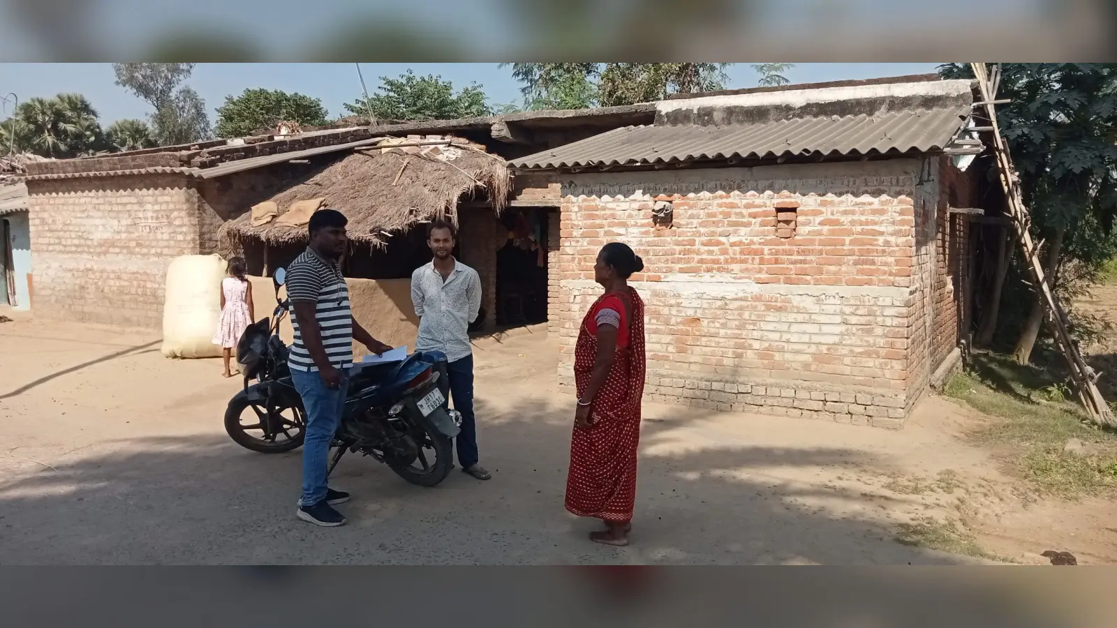 एक सप्ताह में पीएम आवास पूरा नहीं करने वालों पर होगी प्राथमिकी
