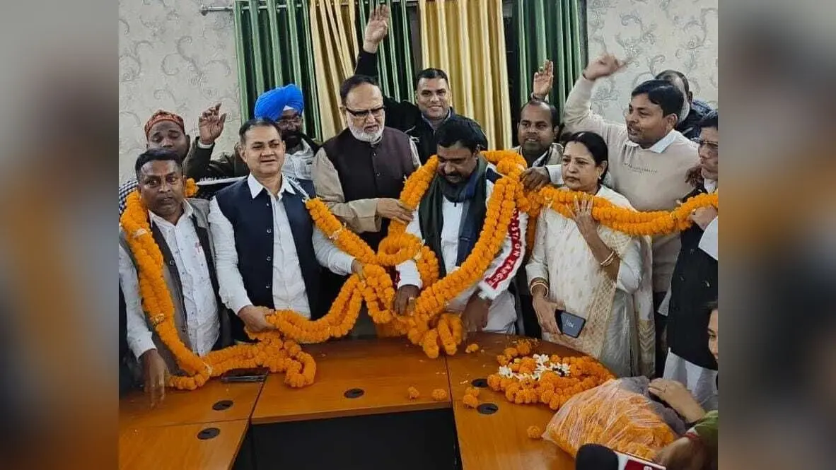 Jharkhand news. बिहार चुनाव में राष्ट्रीय जनता दल सबसे बड़ी पार्टी बनकर उभरेगी : अब्दुल बारी सिद्दीकी