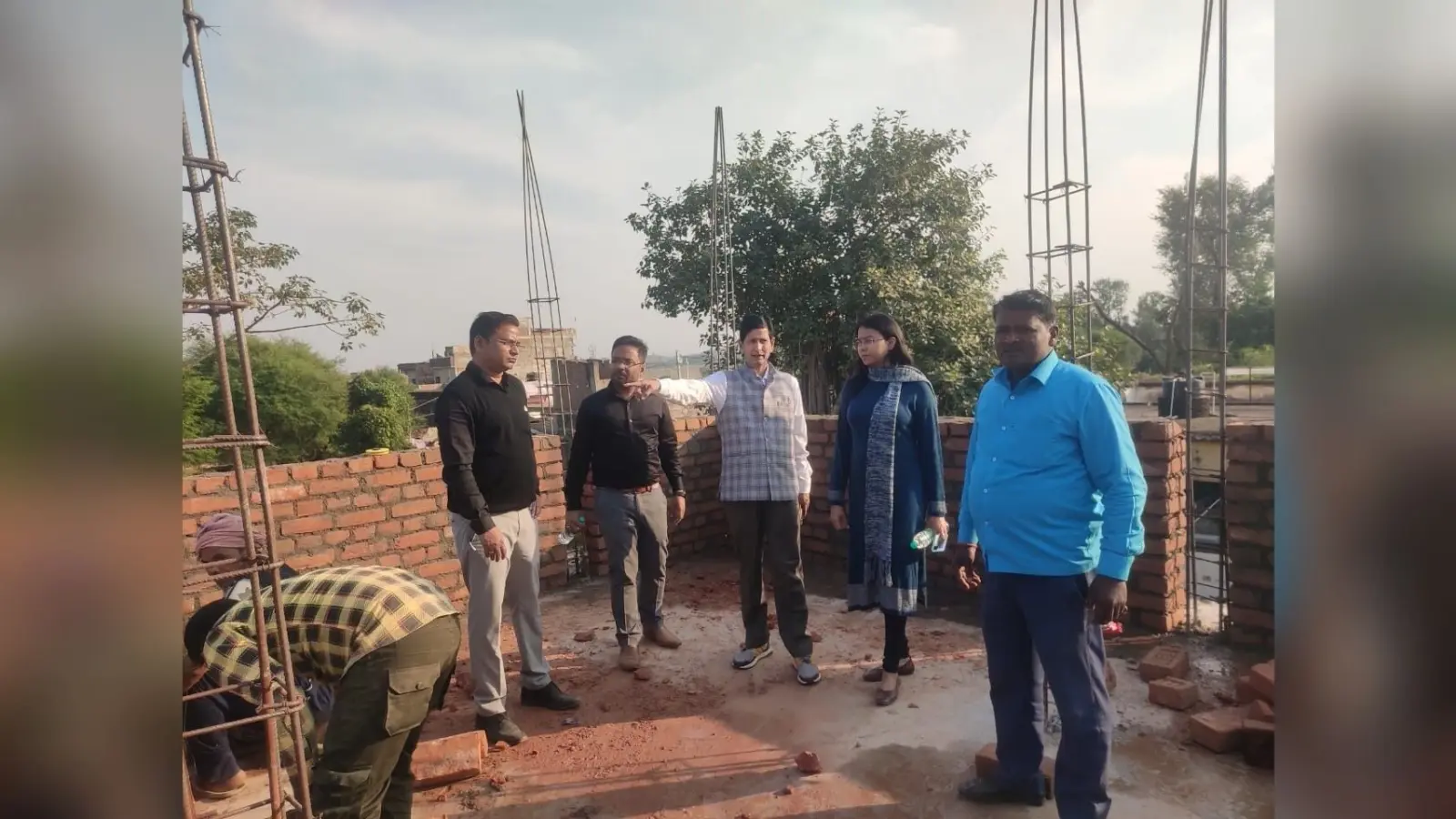 डीडीसी ने जिप कोटे से बन रहे अस्पताल भवन का किया निरीक्षण