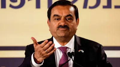 अमेरिकी आरोप के बाद अदाणी ग्रुप की कंपनियों के शेयर में भारी गिरावट, 20% टूटी अदाणी एनर्जी