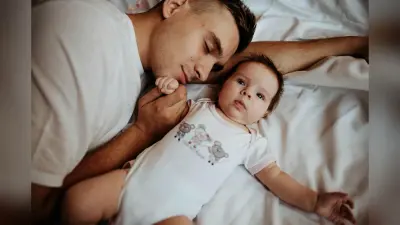 Parenting Tips: बच्चों को अक्सर पिता से ही मिलती हैं ये खूबियां, आप भी जानें