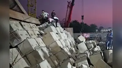 Gujarat Bridge Collapse: बुलेट ट्रेन परियोजना का पुल ढहा, एक मजदूर की मौत