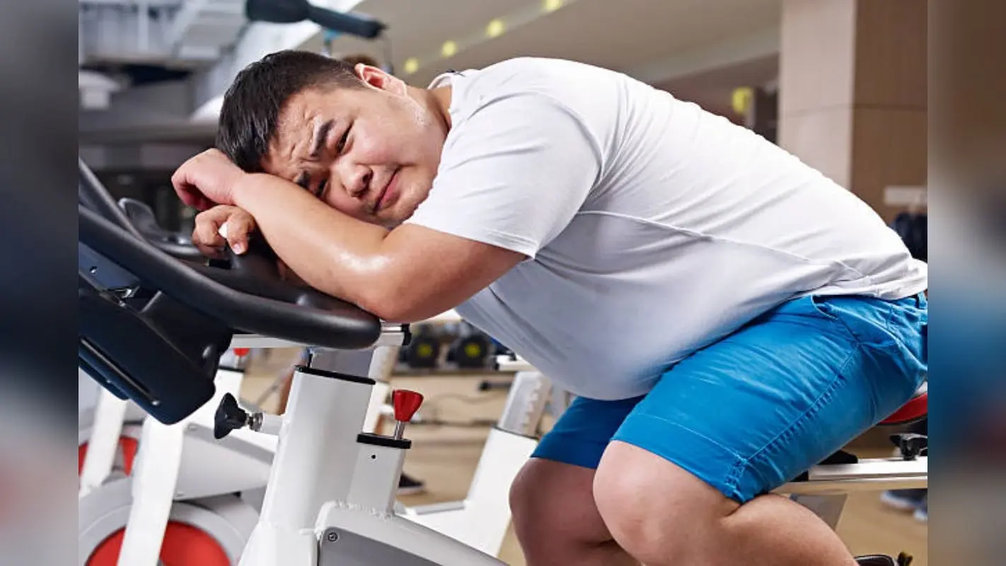 Weight Loss Tips: आलसी लाइफस्टाइल ने बना दिया मोटा? बेली फैट कम करने के लिए हर सुबह जरूर करें ये काम