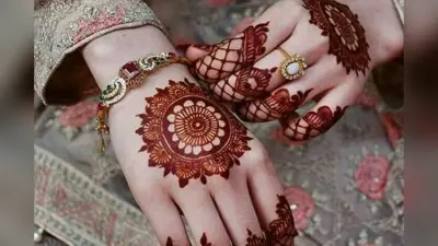 Easy & Beautiful Mehndi Design For Bride: दुल्हन के हाथों की रौनक बढ़ाएगी ये आसान और खूबसूरत मेहंदी डिजाइन