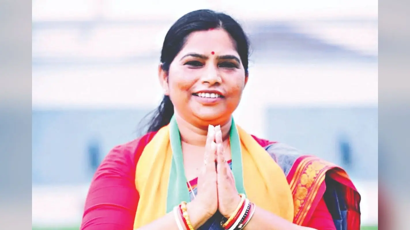 पहले फेज के चुनाव के इस प्रत्याशी की सालाना कमाई सबसे ज्यादा, यह उम्मीदवार सबसे ‘गरीब’