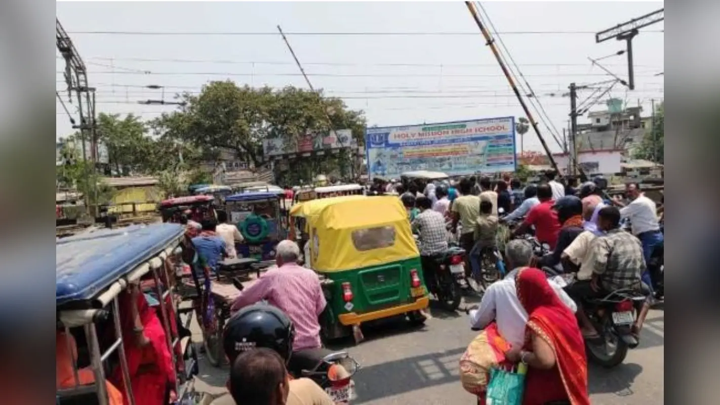 Muzaffarpur News: गोबरसही गुमटी बंद करने के दौरान नोकझोंक, छात्रा को लगी चोट