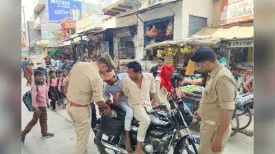 Muzaffarpur News: डीएसपी ने स्टेशन रोड पर चलाया जांच अभियान, ली गई तलाशी
