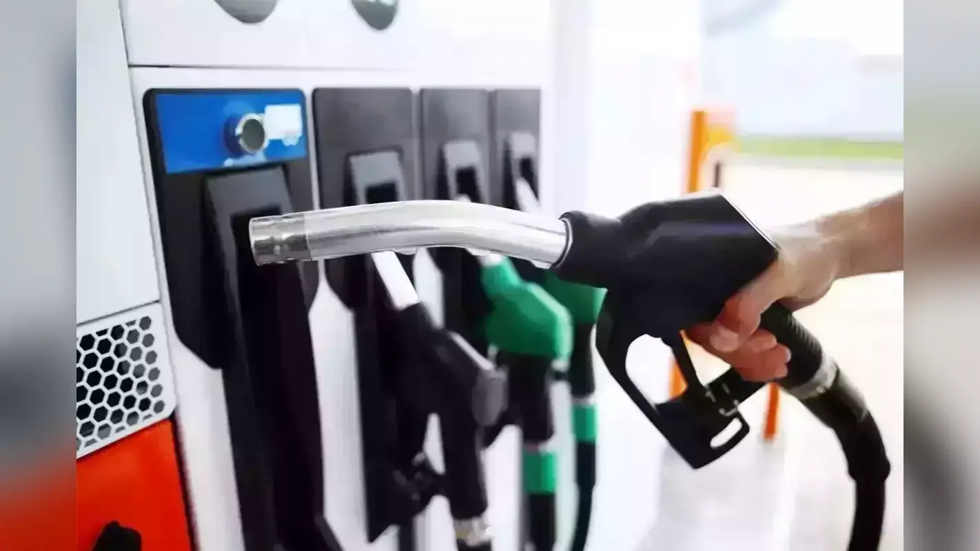 Muzaffarpur Petrol Diesel Price: एक बार फिर बढ़े पेट्रोल-डीजल के दाम, जानिए आपके शहर में क्या है ताजा रेट?