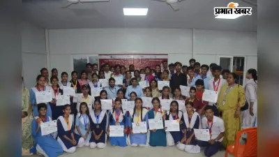National Education Day: कला उत्सव में बच्चों ने दिखाई अपनी अद्भुत प्रतिभा, DEO ने 74 विजेताओं को किया सम्मानित