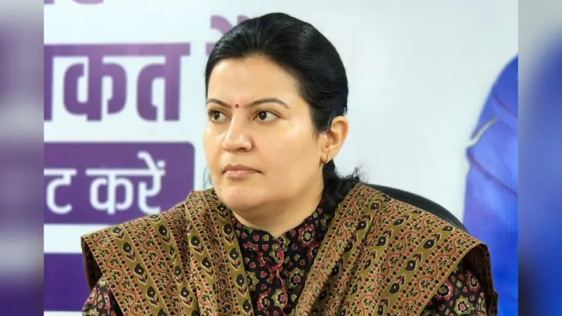 झारखंड में 3 बजे तक 61.47 फीसदी वोट, जानें कहां हुई बंपर वोटिंग, कितने ईवीएम बदले, देखें Video