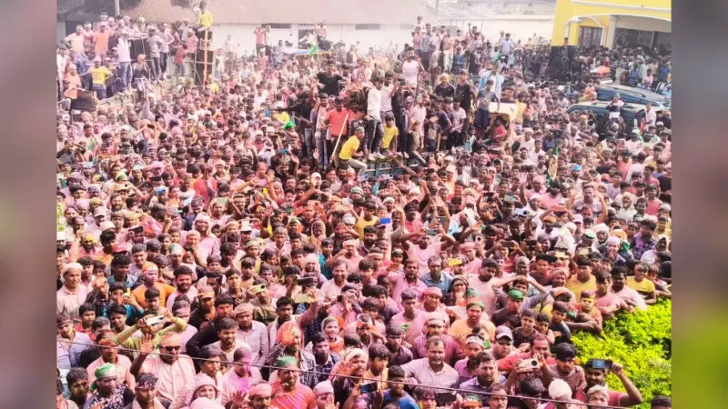 Video: झारखंड चुनाव के बाद पाकुड़ में आलमगीर आलम के घर उमड़ा जनसैलाब, लगे नारे- जेल का ताला टूटेगा….