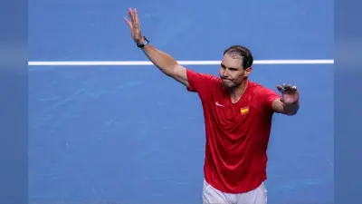 Rafel Nadal Retirement: अपने आखिरी मैच में भावुक हुए नडाल, हार के साथ रुक गया राफा राफा का शोर, देखें वीडियो