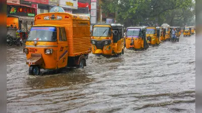 Rainfall Warning: बंगाल की खाड़ी में बना लो प्रेशर, चार दिनों तक इन राज्यों में भारी बारिश का अलर्ट, साइक्लोन का बढ़ा खतरा