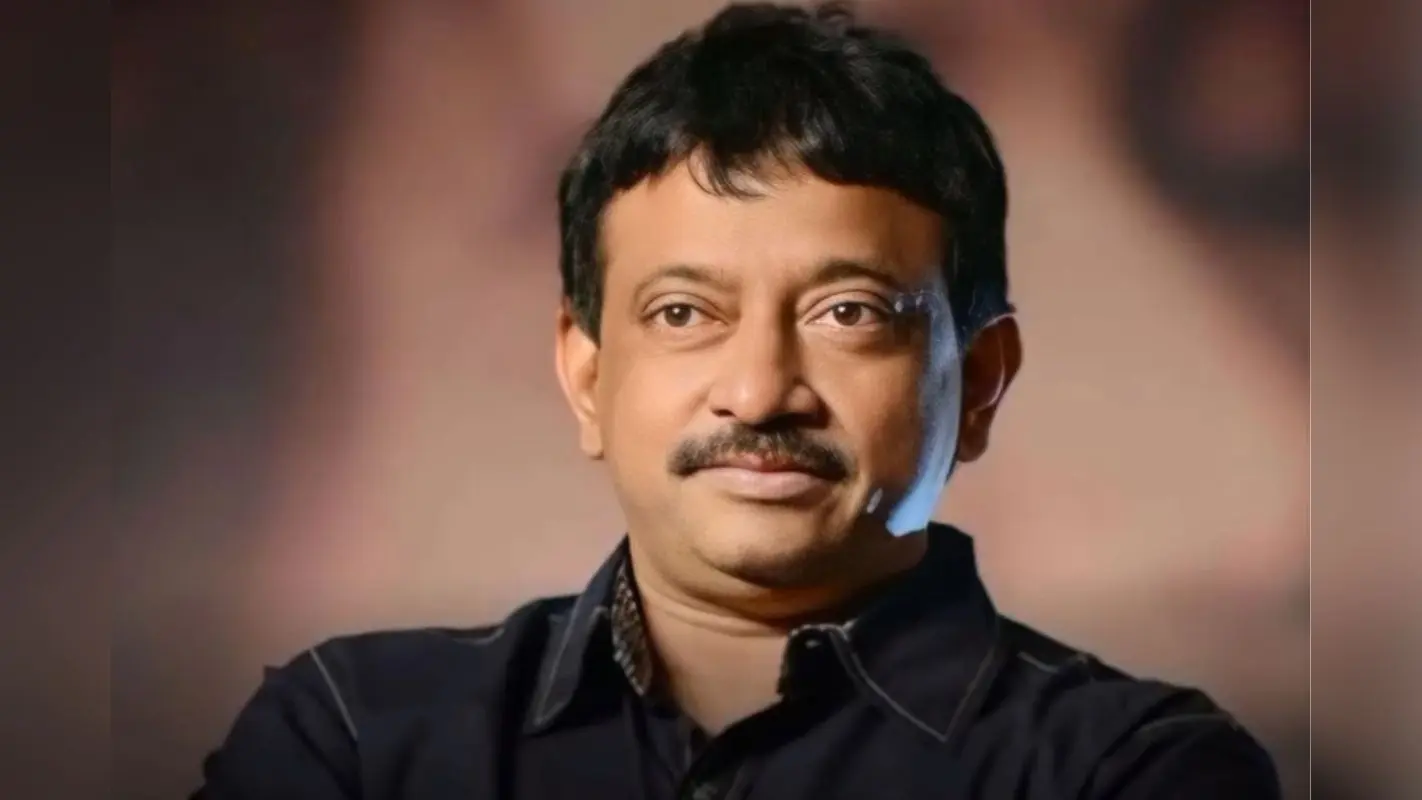 Ram Gopal Varma: राम गोपाल वर्मा ने आंध्र प्रदेश सीएम पर किया आपत्तिजनक कमेंट, तो गिरफ्तार करने घर पहुंची पुलिस