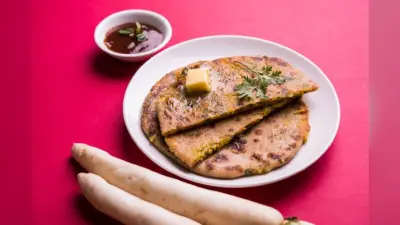 Recipe With Mooli: मूली से बनाएं ये शानदार पकवान, सर्दियों में खाकर आएगा मजा