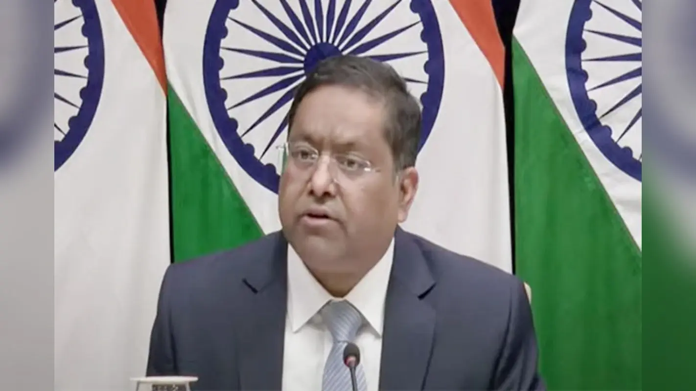 Targeting Minorities: हिंदुओं पर हमले के खिलाफ भारत सख्त, MEA की दो टूक, कहा- बांग्लादेश सरकार ले सुरक्षा की जिम्मेदारी