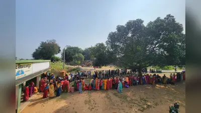 Jharkhand Election 2024: नक्सलियों के डर से जहां वोटर नहीं करते थे मतदान, आज दिखी लंबी कतार