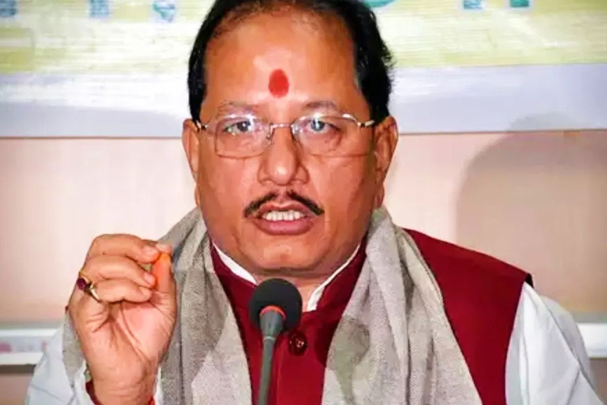 Bihar: तेजस्वी ने सदन में मेरा माइक बंद कराया था, RJD नेता पर विजय सिन्हा का आरोप