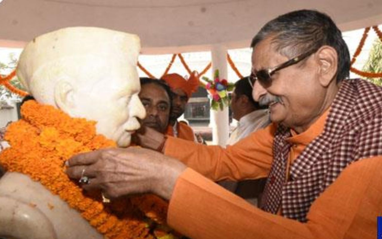 Bihar News: देशरत्न डॉ. राजेंद्र प्रसाद की जयंती पर आरके सिन्हा ने की मांग, बोले-तीन दिसंबर को मेधा दिवस घोषित करे सरकार