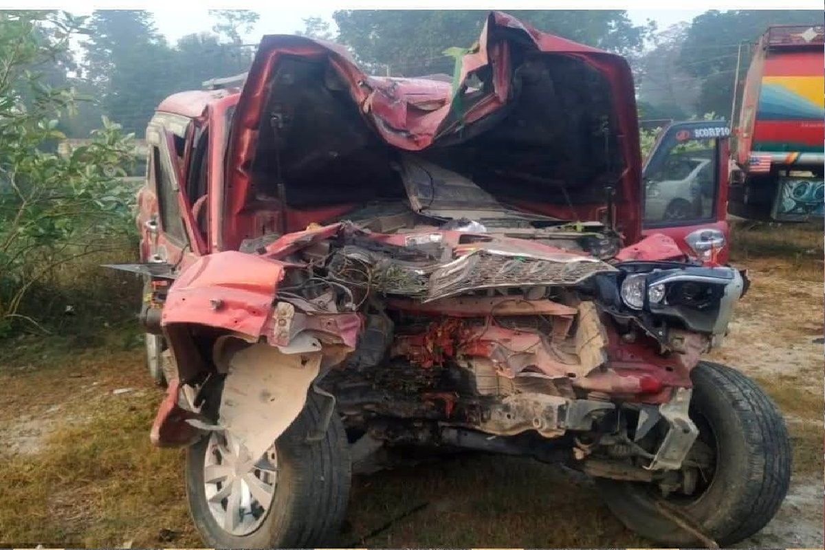 Road Accident: नेपाल में पेड़ से टकरायी स्कॉर्पियो, आठ की मौत, पांच घायल