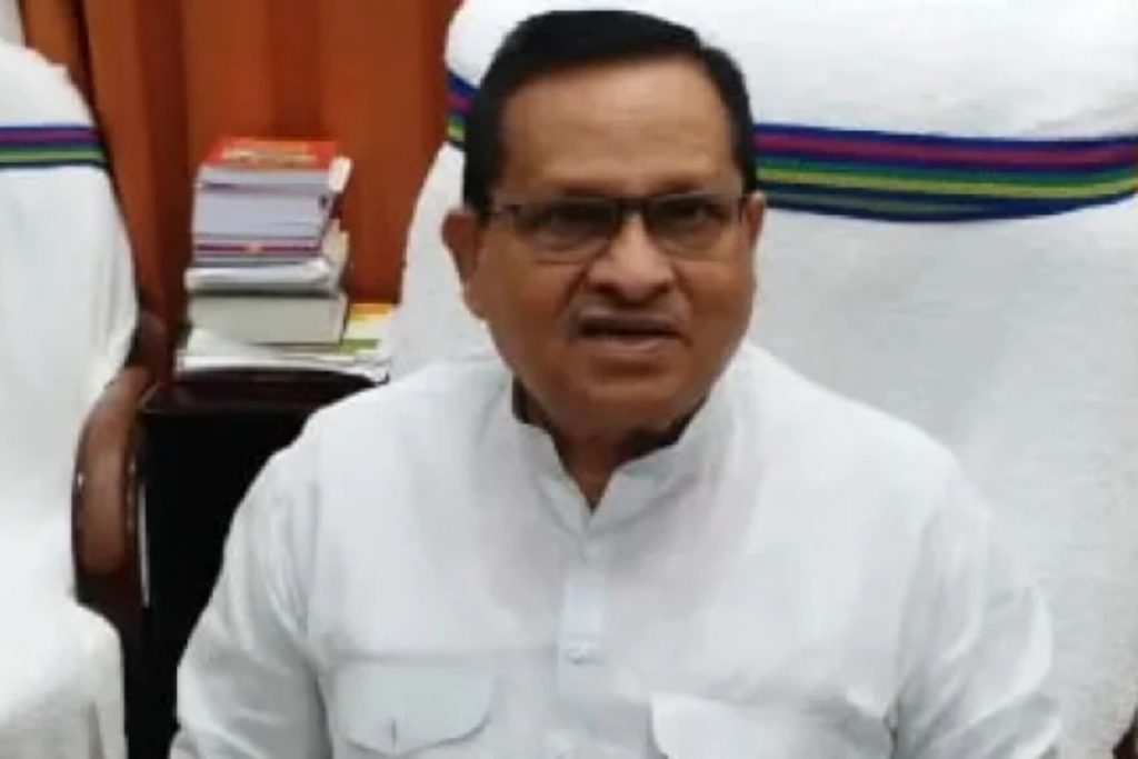 बिहार विधान परिषद के सभापति अवधेश नारायण सिंह