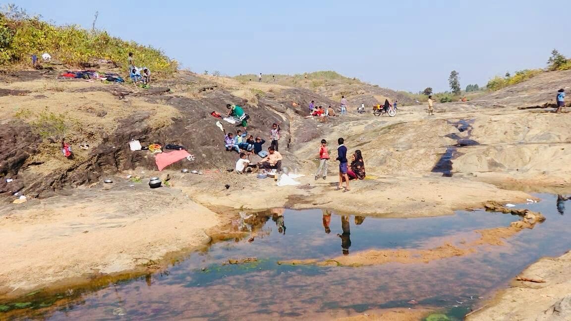 Giridih Tourism: सड़क बने, तो कबूतरी पहाड़ी और भट्ठीकुंड की भी खूबसूरती देख सकें लोग