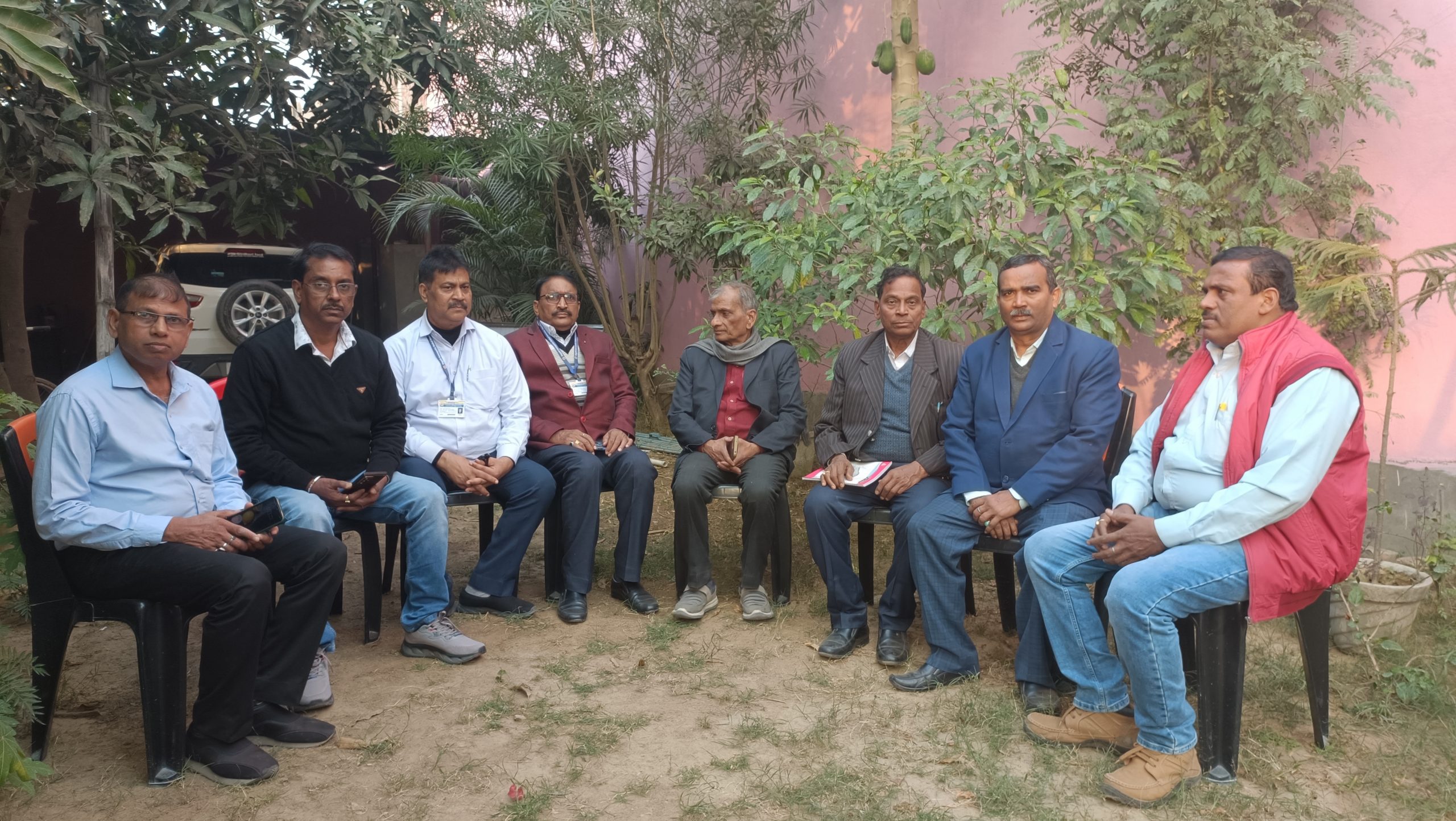 Gaya News : होमियोपैथिक चिकित्सकों से मुलाकात कर सेमिनार की दी जानकारी