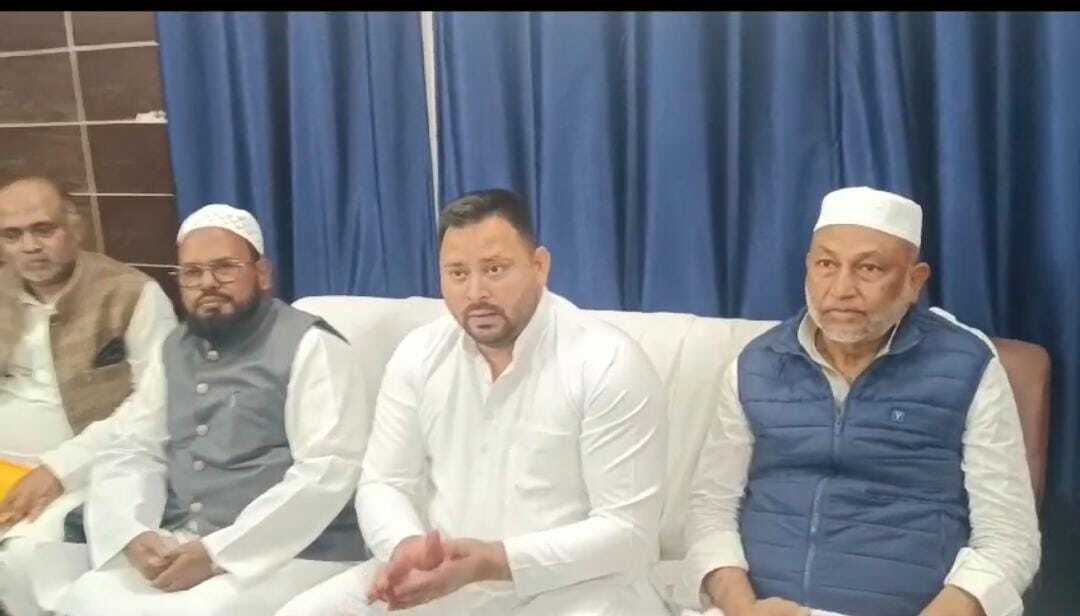 बाबा साहेब अंबेदकर के खिलाफ दिये गये बयान के लिए माफी अमित शाह – तेजस्वी