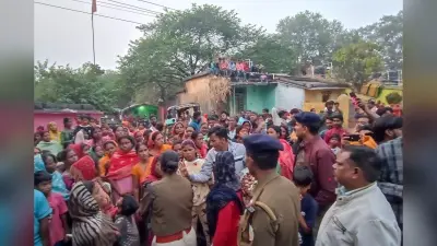 धनबाद में मूकबधिर युवती से दरिंदगी, गिरफ्तारी के लिए आरोपियों के घरों पर पथराव